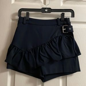 3.1 Phillip Lim Ruffle Apron Shorts 💙